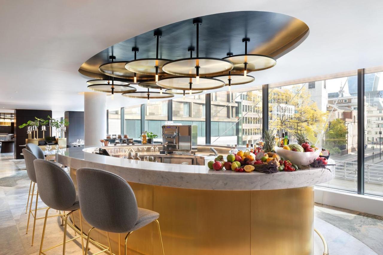 The Westin London City Екстер'єр фото The bar at the 100 Queen's Gate